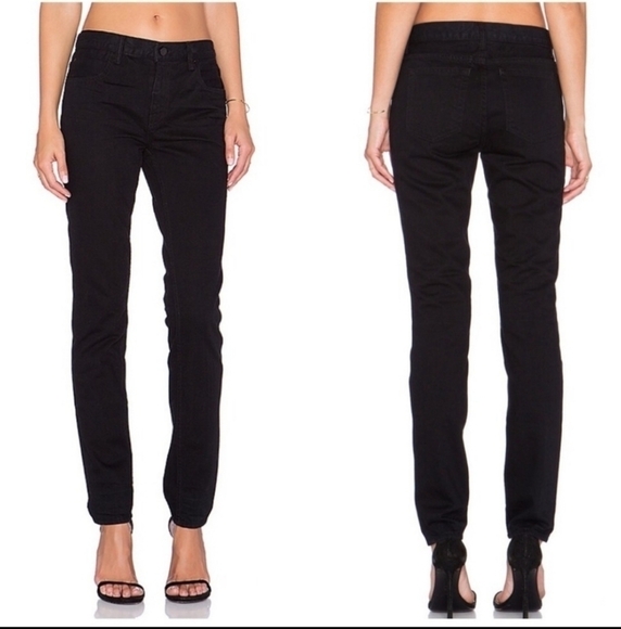 ALEXANDER WANG Wang002 Relaxed Fit Jeans in Black - Picture 1 of 11
